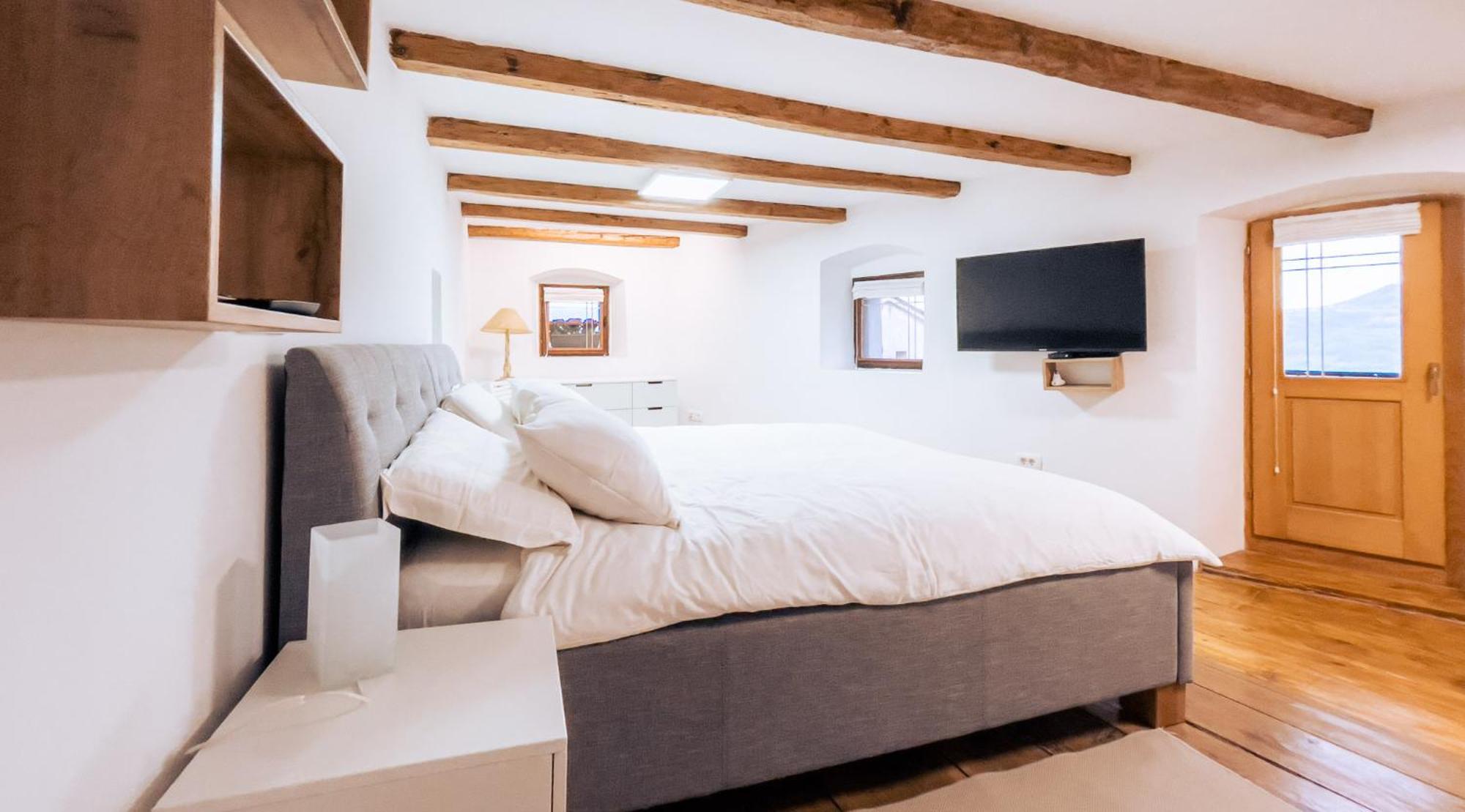 Apartment Villa Irena Great For A Family Holiday With Free Parking And Ev Station Айдовшчина Экстерьер фото